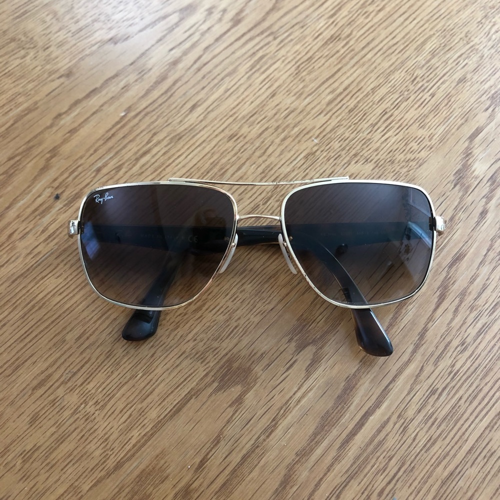Ray Bans - Picture 2 of 7
